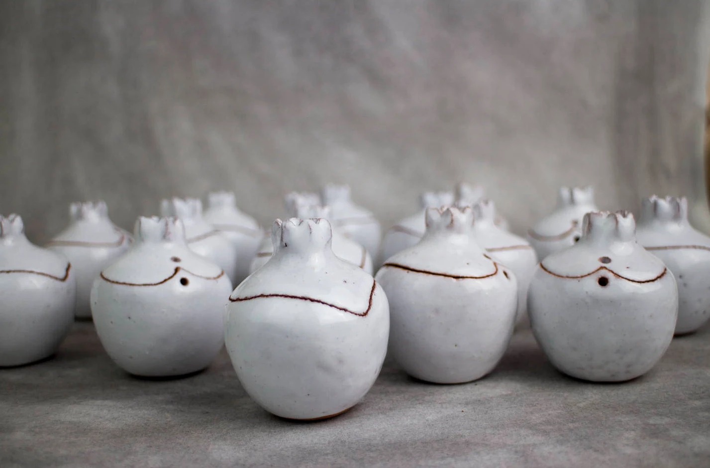 White Pomegranate wedding favor and gift, ceramic secret box pomegranate, pomegranate, ceramic pomegranate, wedding favor, wedding gift - Image 4