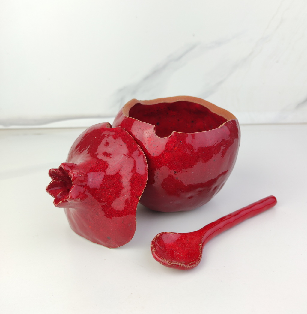 Handmade burgundy pomegranate sugar bowl with spoon, Sugar bowl with spoon, Ceramic sugar bowl, handmade, brown vase, ceramic and pottery - Image 10